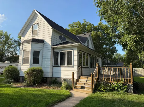 411 16th ST S, Benson, MN 56215