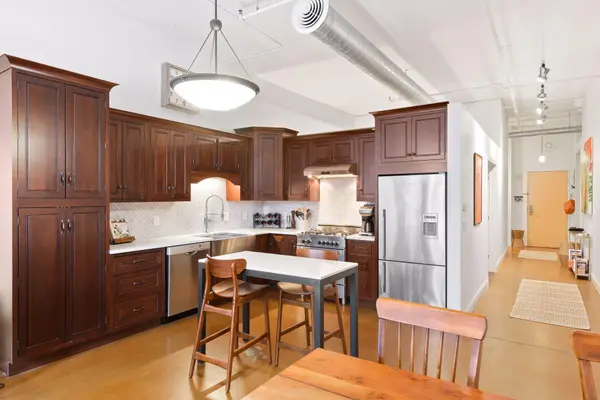 250 Park AVE #404, Minneapolis, MN 55415