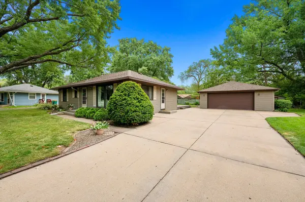 11335 Swallow ST NW, Coon Rapids, MN 55433