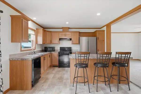 3138 Pierce Saint Croix Rd, Spring Valley, WI 54767