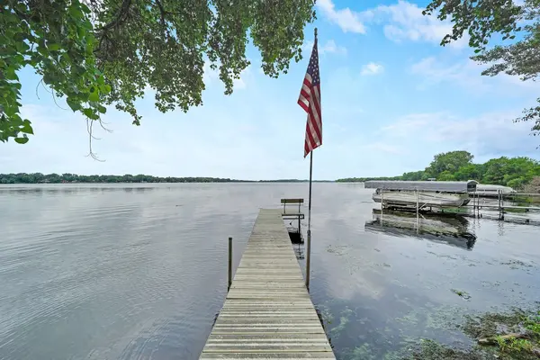 945 Reed ST N, Waterville, MN 56096