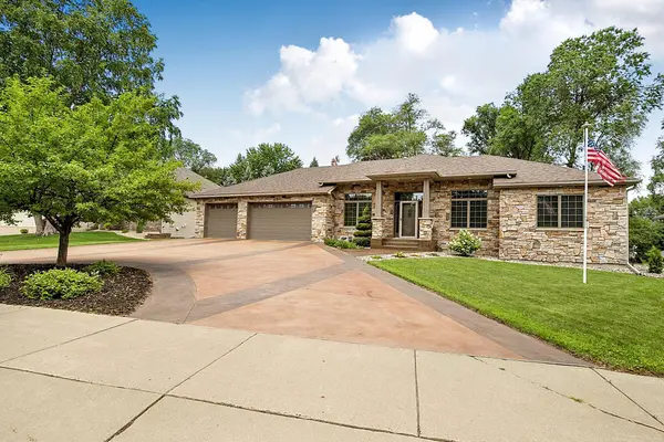 2011 Temminck RD, Saint Cloud, MN 56301
