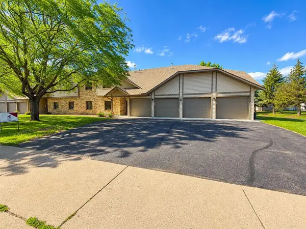 2066 Stockinger DR, Saint Cloud, MN 56303