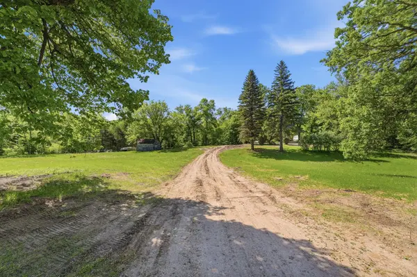 6947 Highland CIR NW, Alexandria, MN 56308