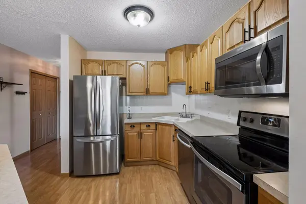 6613 162nd CT #323, Rosemount, MN 55068