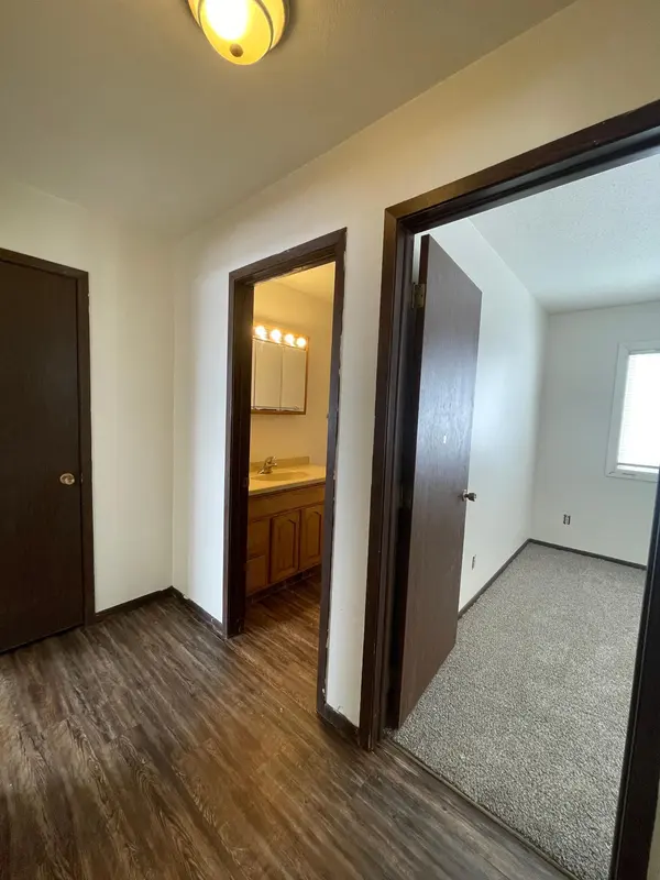 612 6th ST E, West Fargo, ND 58078