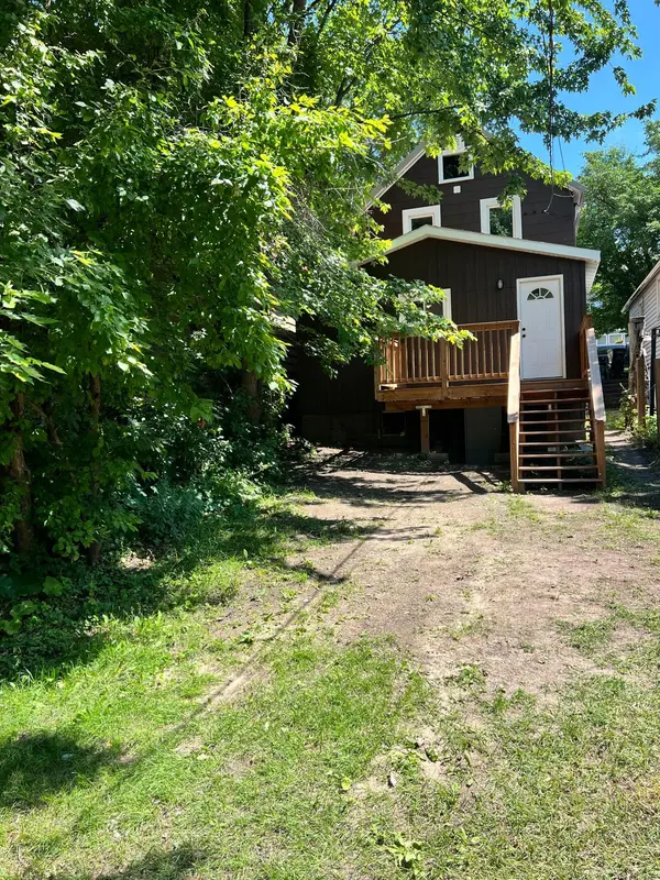 208 6th AVE, Bovey, MN 55709