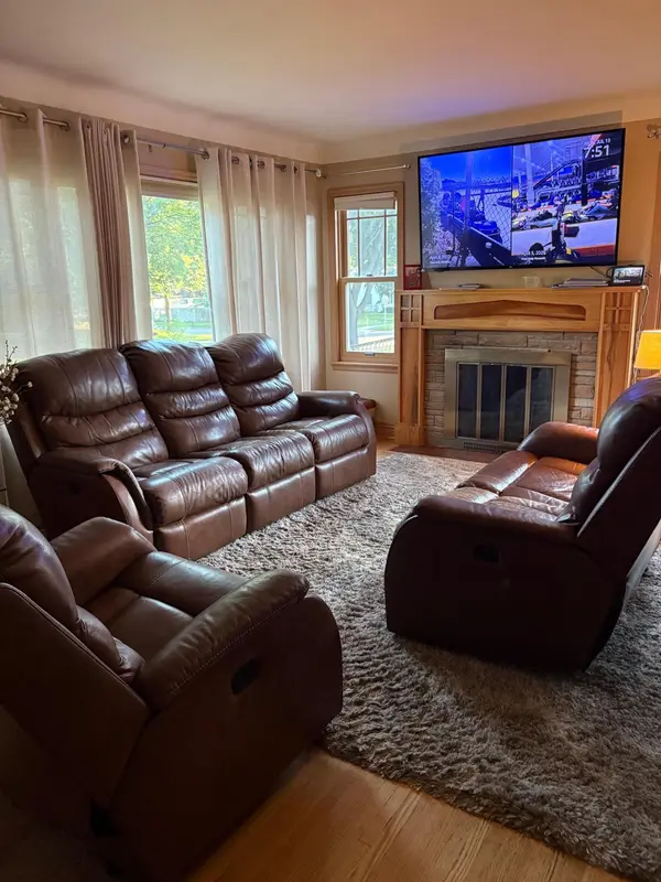 2093 Fremont AVE E, Saint Paul, MN 55119