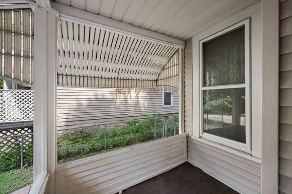 835 3rd ST E, Saint Paul, MN 55106