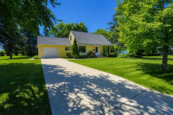 822 Westwood DR SW, Alexandria, MN 56308