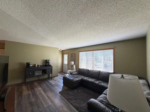 418 1st ST, Sandstone, MN 55072