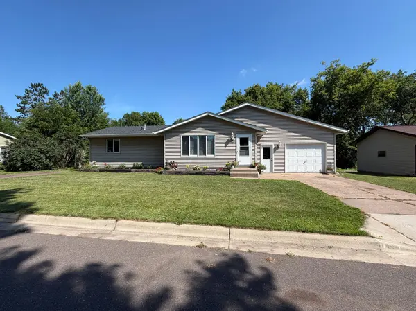 418 1st ST, Sandstone, MN 55072