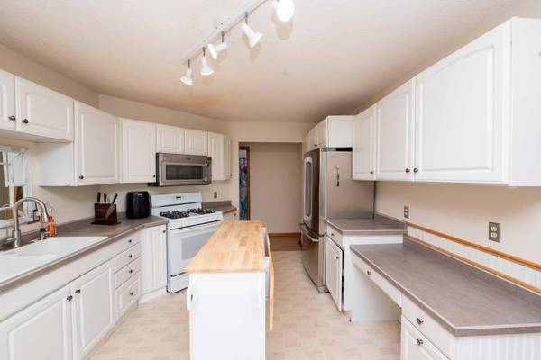 3488 Midland CT, White Bear Lake, MN 55110