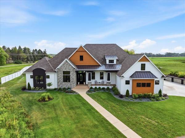 6783 Broadview DR, Prior Lake, MN 55372