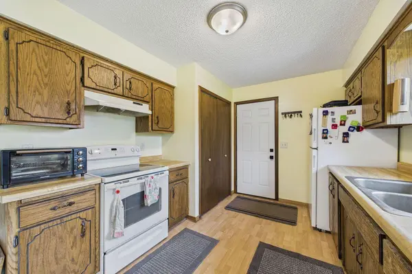 16112 Kettle River BLVD NE, Columbus, MN 55025