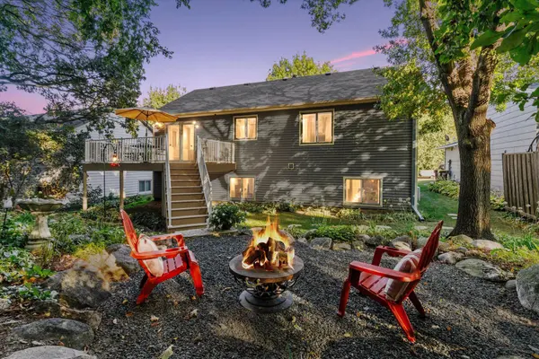 10553 166th ST W, Lakeville, MN 55044
