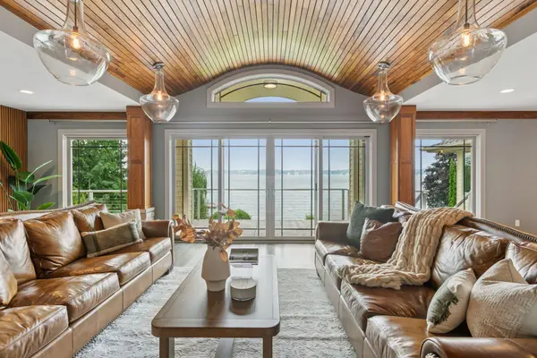 17870 Breezy Point RD, Wayzata, MN 55391