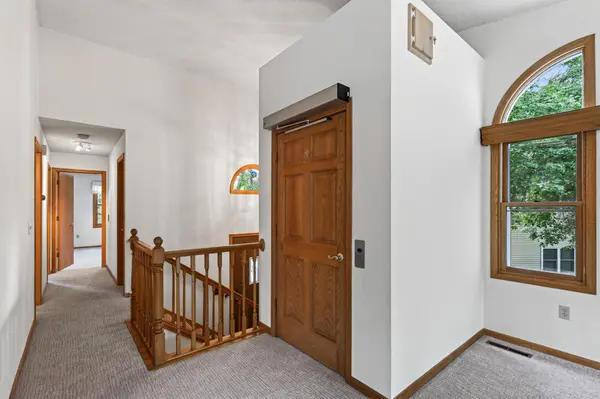 4238 Boulder Ridge PT, Eagan, MN 55122