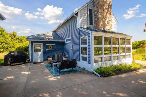 29190 Sunset TRL, Cannon Falls, MN 55009