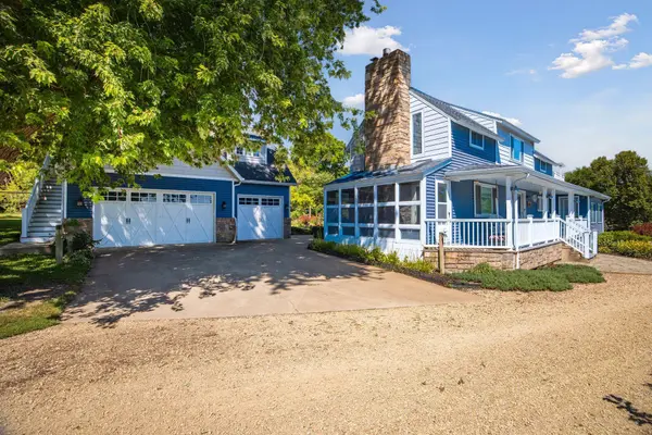 29190 Sunset TRL, Cannon Falls, MN 55009