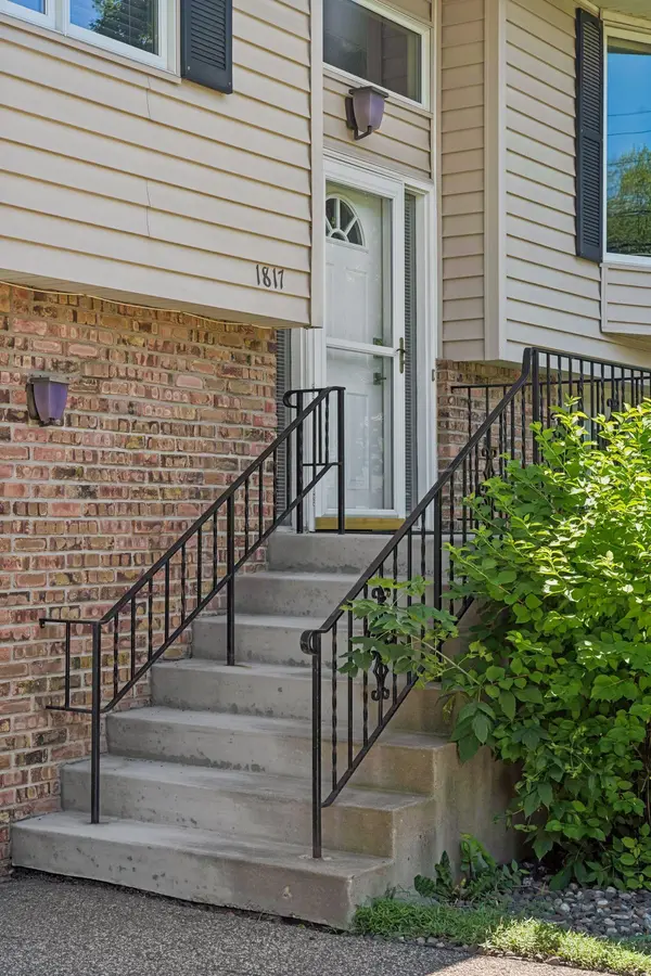 1817 Welland AVE, Minnetonka, MN 55305