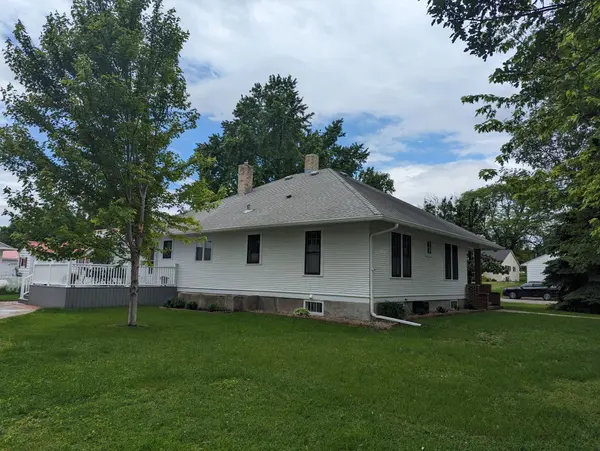 107 7th AVE W, Lisbon, ND 58054