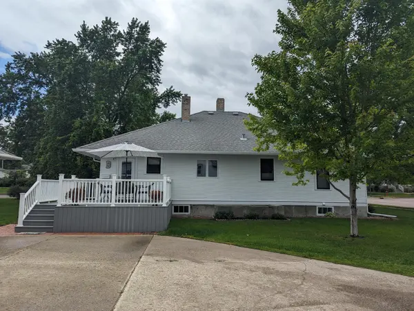107 7th AVE W, Lisbon, ND 58054