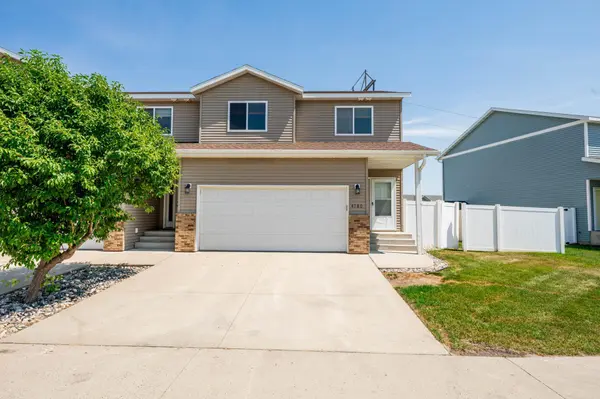 4280 Estate DR S, Fargo, ND 58104