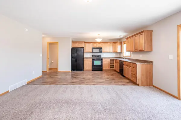 4280 Estate DR S, Fargo, ND 58104