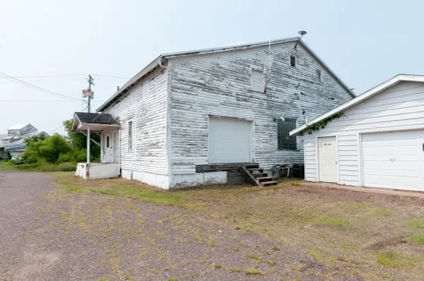 607 Lodi AVE, Cameron, WI 54822