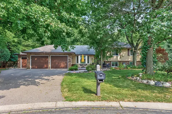 7501 W 84th ST, Bloomington, MN 55438
