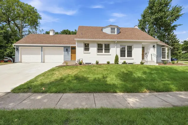 4920 Sunnyside RD, Edina, MN 55424