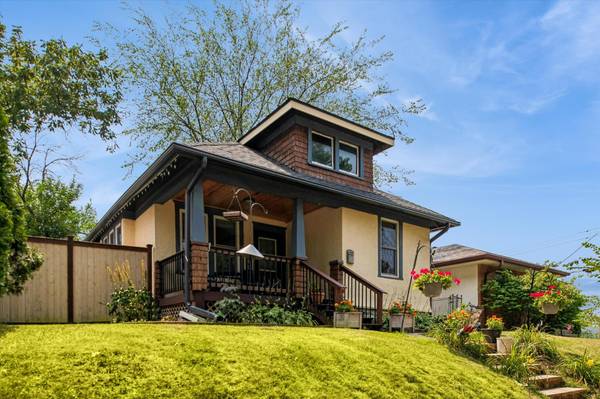 838 Clear AVE, Saint Paul, MN 55106