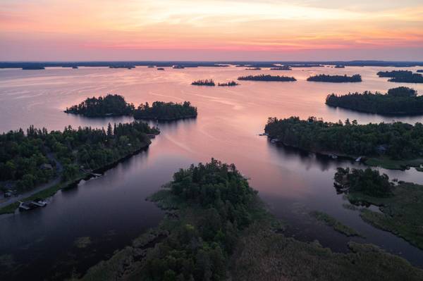 1922 Vellieux IS, International Falls, MN 56649