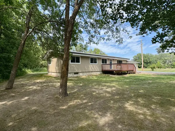 42015 Mattson Island RD, Roseau, MN 56751