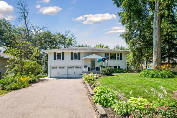 12605 25th AVE N, Plymouth, MN 55441