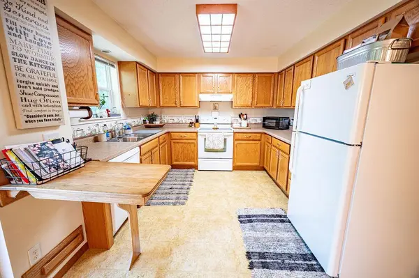 561 Burton CIR, Ellsworth, WI 54011