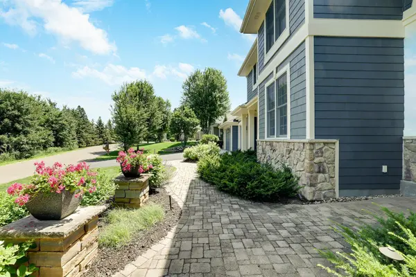 4270 Wild Meadows DR, Medina, MN 55340