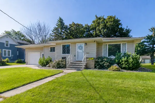 312 9th AVE SE, Waseca, MN 56093