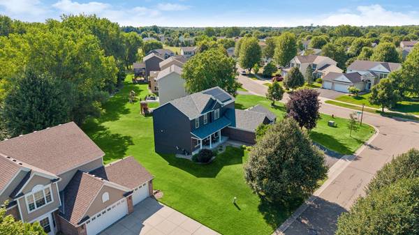 2283 Saint Johns DR, Woodbury, MN 55129