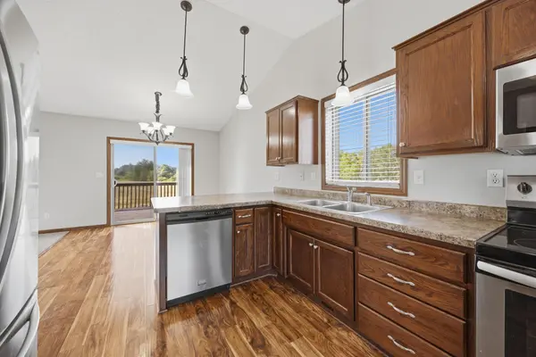 1050 Voyageur ST, Saint Cloud, MN 56303