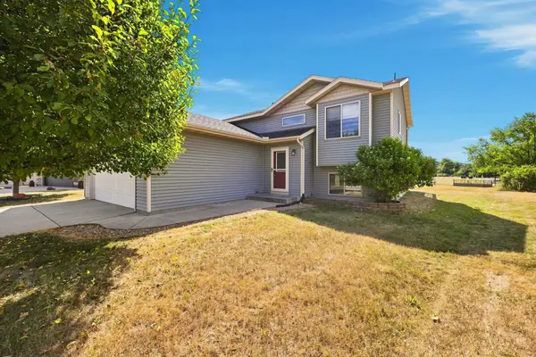 1050 Voyageur ST,  Saint Cloud,  MN 56303