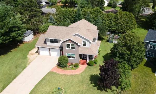 1015 Prairie CIR, Menomonie, WI 54751