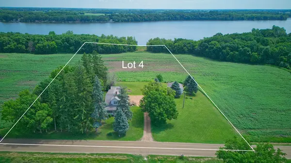 8412 Ingram AVE SW, Howard Lake, MN 55349