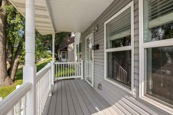 1281 3rd ST E, Saint Paul, MN 55106