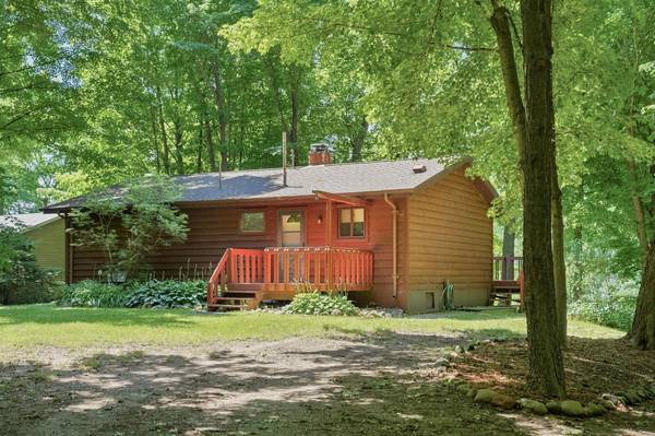 18563 329th AVE, Isle, MN 56342