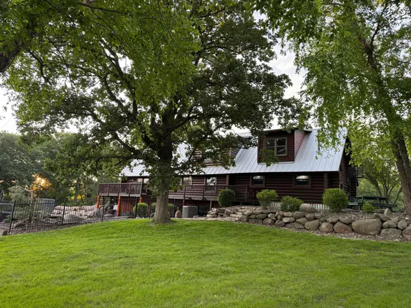 3277 190th ST E, Prior Lake, MN 55372