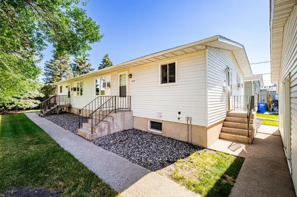 3119-3121 10th AVE N, Fargo, ND 58102