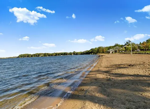 4525 Walnut ST, Medina, MN 55359