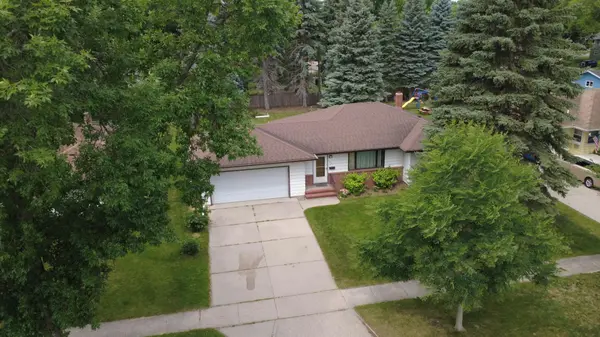 1613 16th ST S, Moorhead, MN 56560